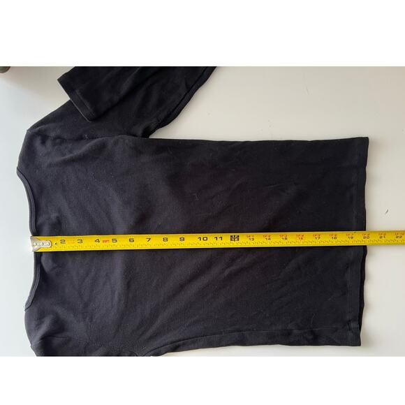 ARITZIA TNA Home Stretch Black Ribbed Top Women’s Shirt Sz Small LN Flexible - Picture 5 of 5